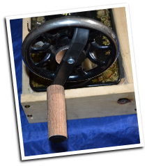 HAND CRANK FOR SINGER SEWING MACHINES