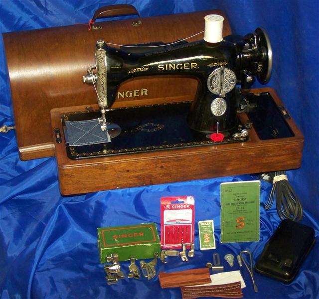 SINGER1588 SEWING MACHINE