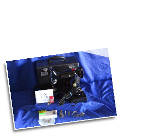 221 PFW QUILTERS PORTABLE REPLICA OF SINGER 221 FEATHERWEIGHT SEWING MACHINE
