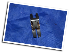PRESSER FOOT OLD STYLE FIT MONTGOMERY WARD SEWING MACHINES
